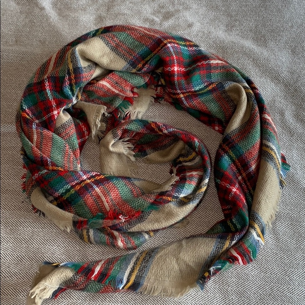 Plaid scarf